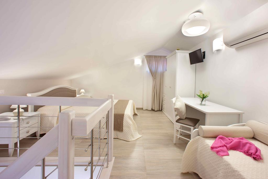 סורנטו Al Centro Suites חדר תמונה